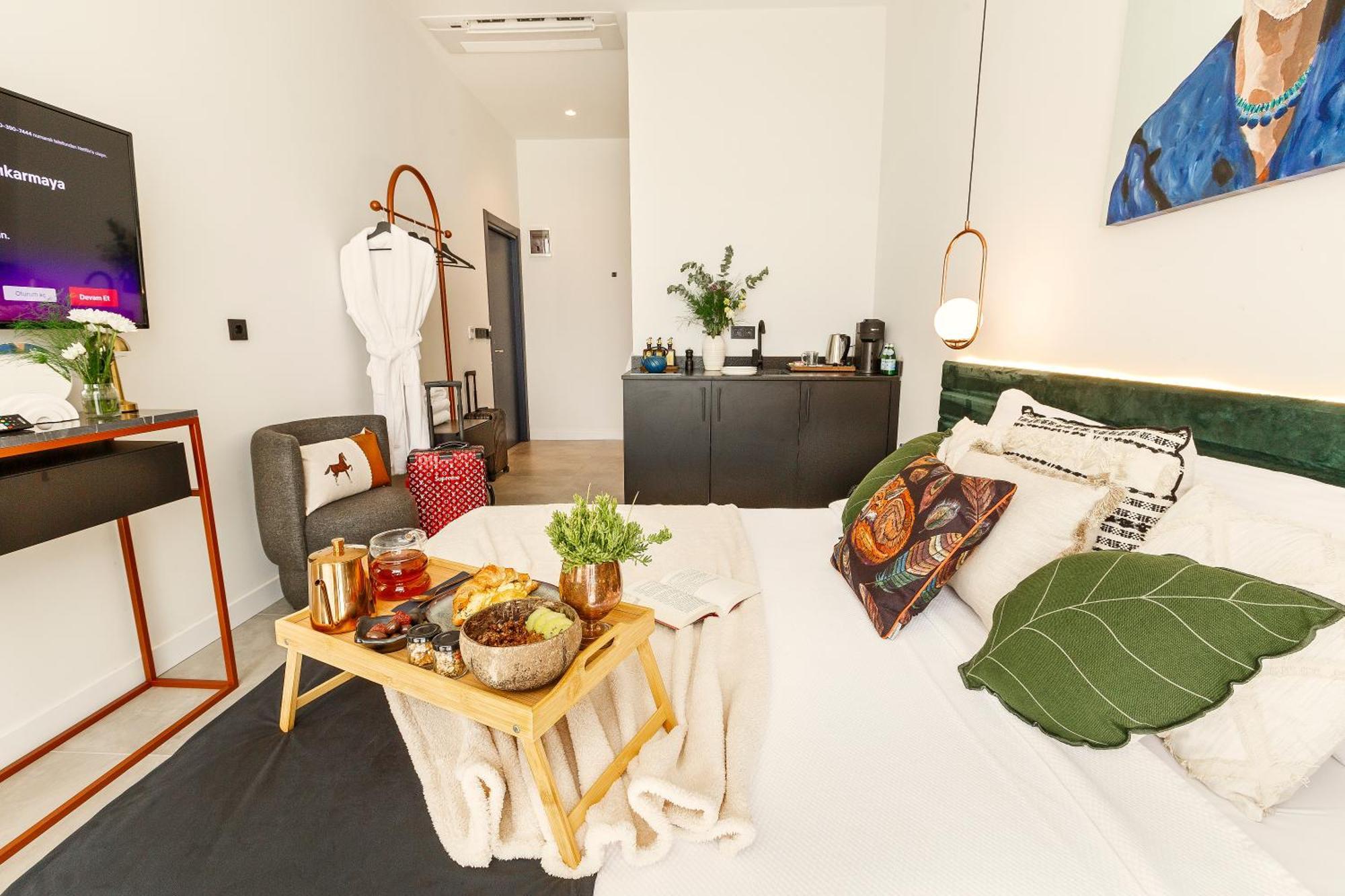 Luff Living (Adults Only) Анталия Екстериор снимка